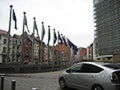 EU flags in front of the Berlaymon, foto di Hlynz EU flags in front of the Berlaymon, foto di Hlynz