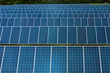 Gara ricerca sistema elettrico - Foto di Kelly Lacy da Pexels