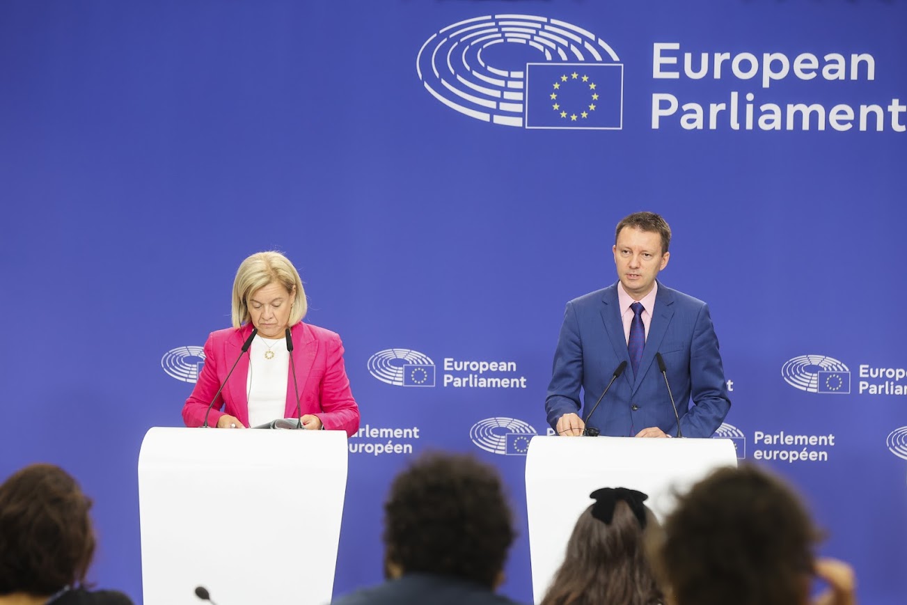 Conferenza stampa PE sul QFP post 2027 - Photo credit: Copyright: © European Union 2025 - Source : EP - Photographer: Alain Rolland
