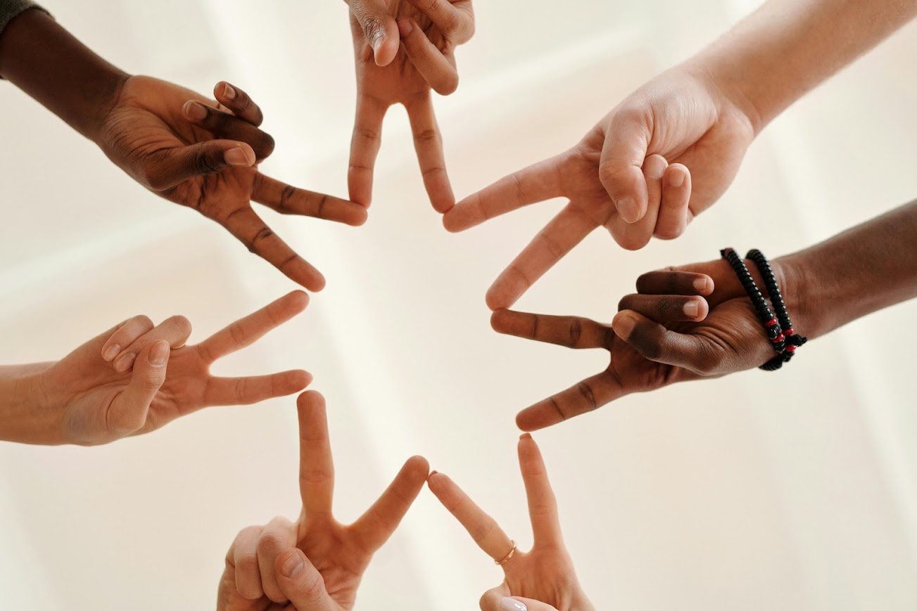 Cooperative - Photo credit: Foto di Diva Plavalaguna da Pexels