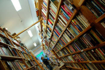 Bookshelf - foto di Derek K. Miller